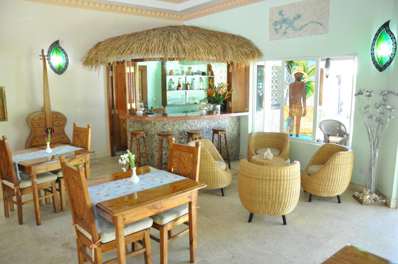 The Islander Hotel Grand Anse  Exterior foto
