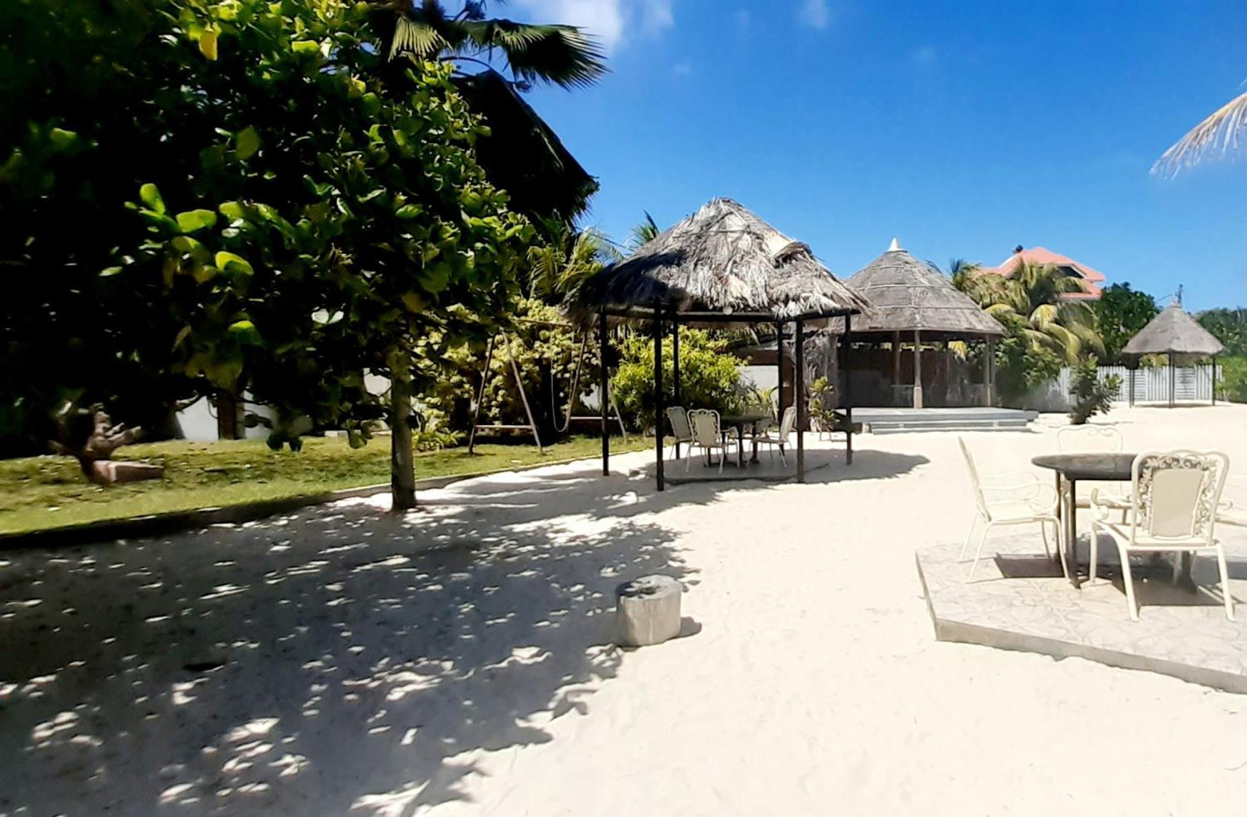 The Islander Hotel Grand Anse  Exterior foto