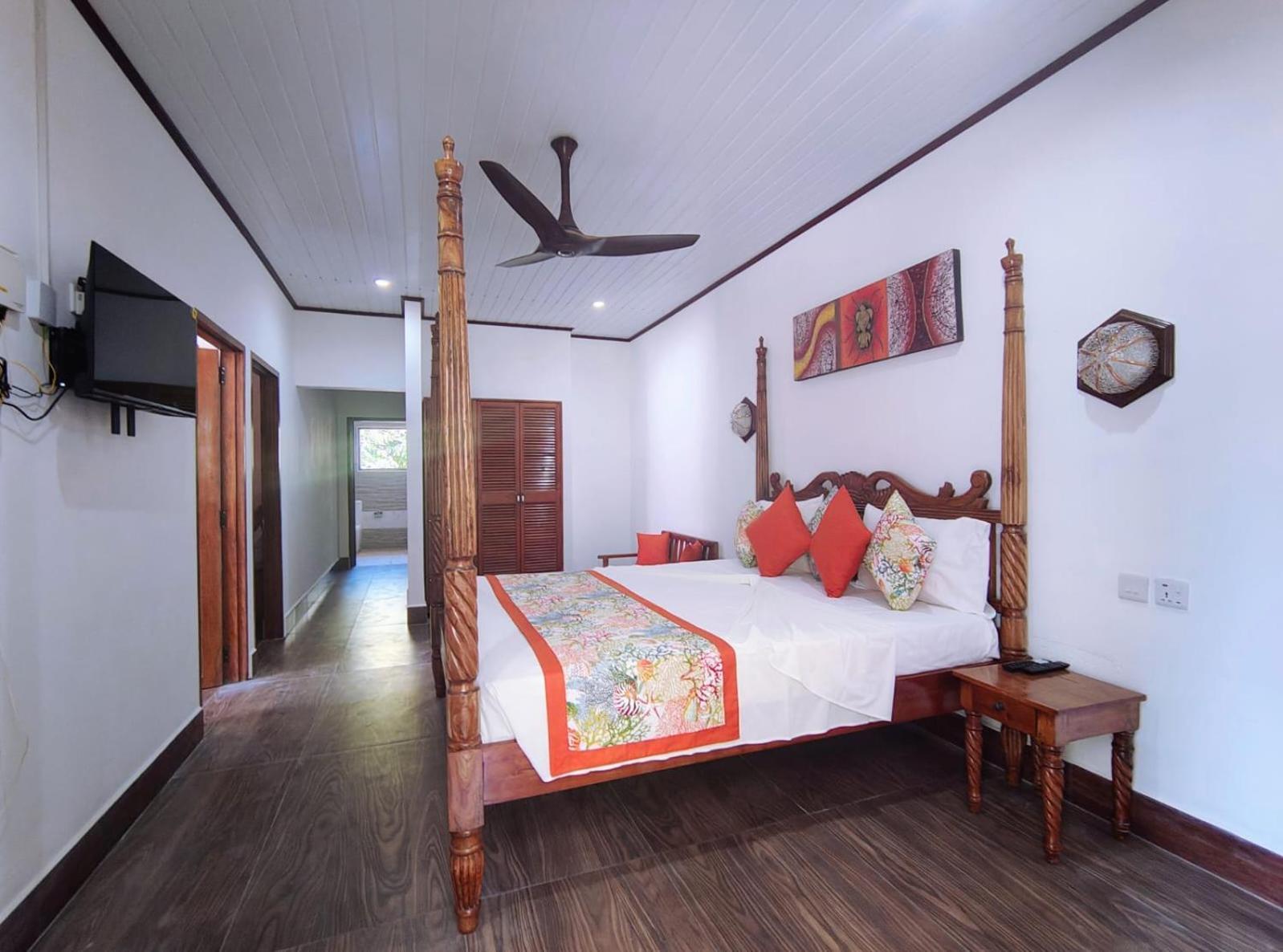 The Islander Hotel Grand Anse  Exterior foto