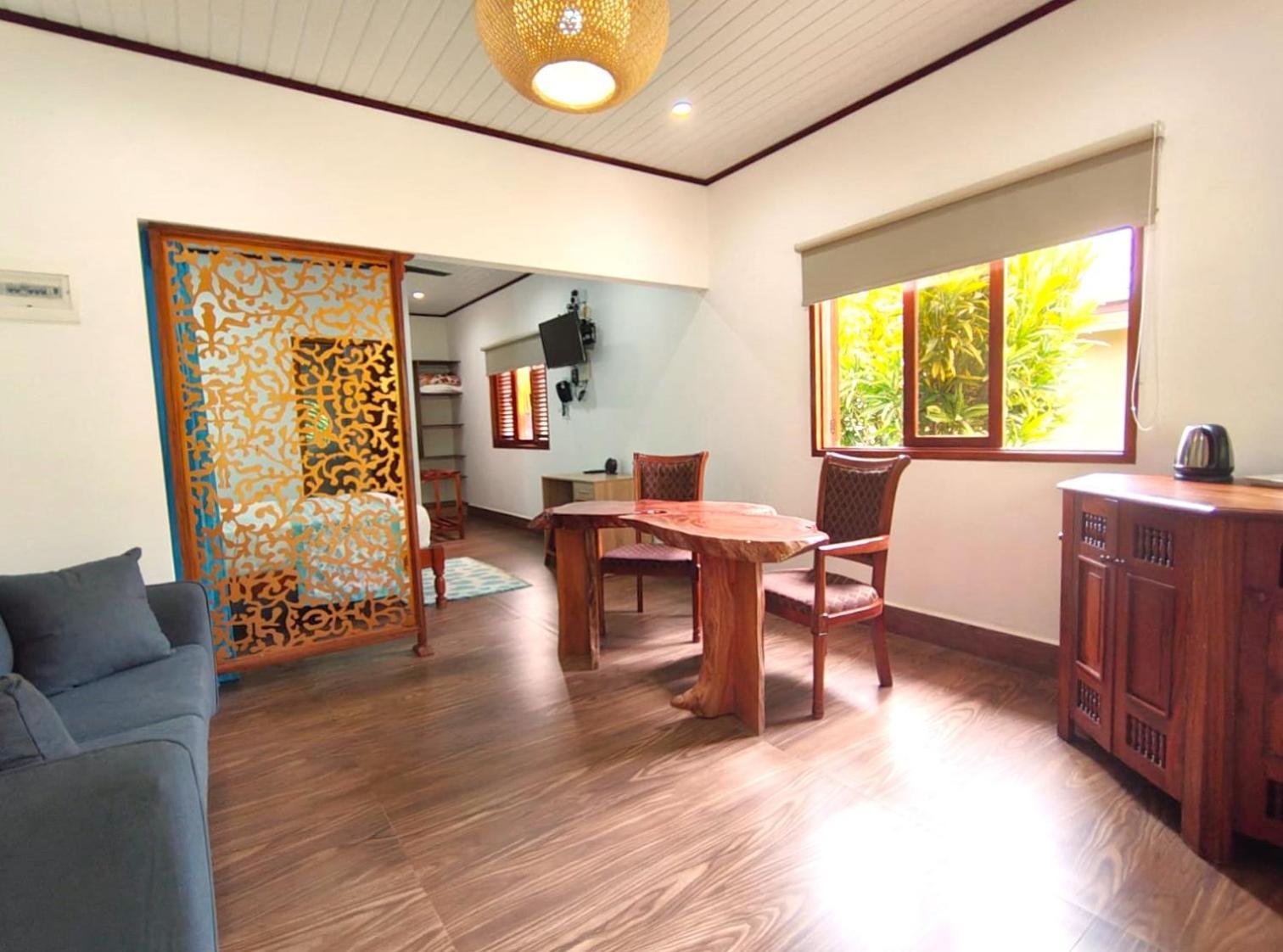 The Islander Hotel Grand Anse  Exterior foto